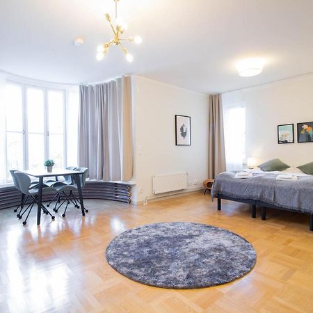 Forenom Serviced Apartments Helsinki Toeoeloe Bagian luar foto