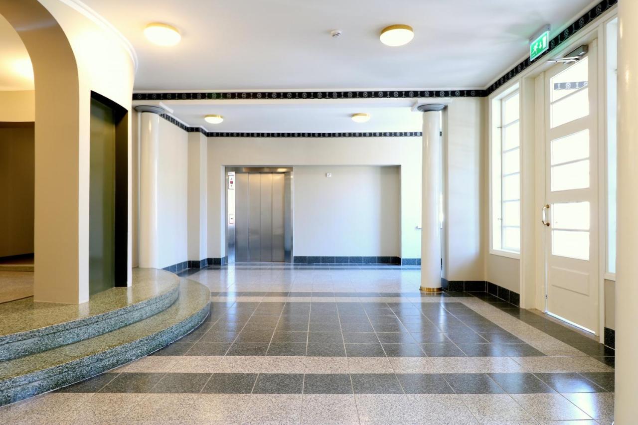 Forenom Serviced Apartments Helsinki Toeoeloe Bagian luar foto
