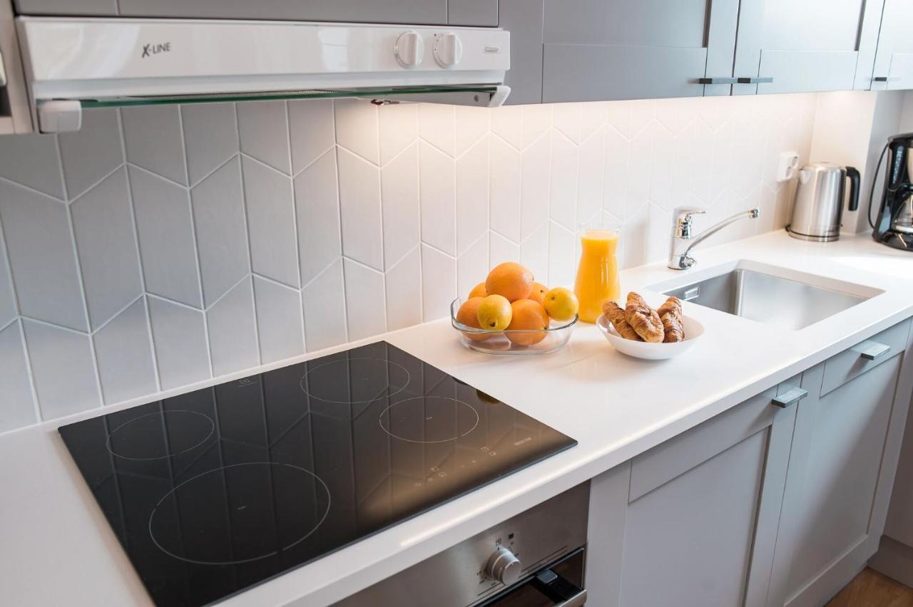 Forenom Serviced Apartments Helsinki Toeoeloe Bagian luar foto