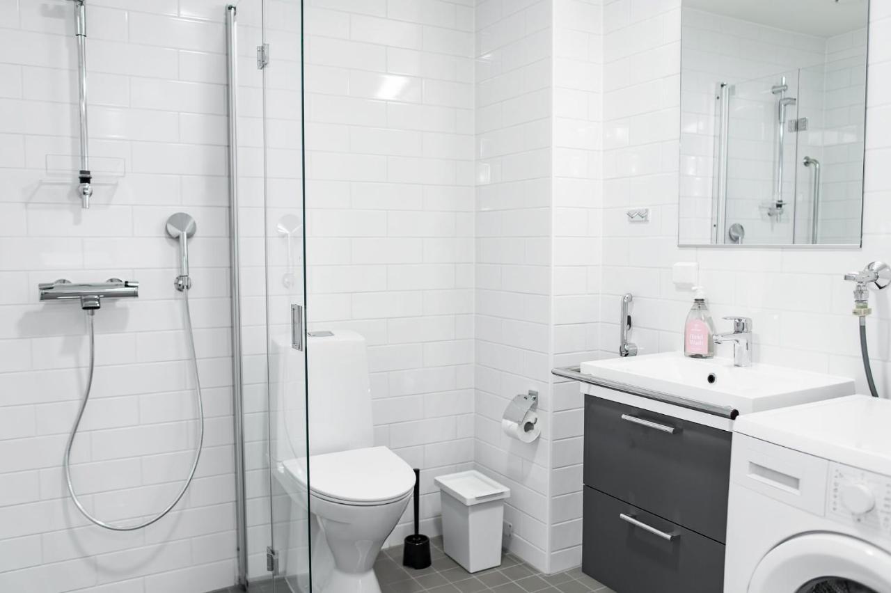 Forenom Serviced Apartments Helsinki Toeoeloe Bagian luar foto