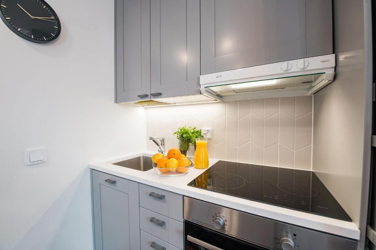 Forenom Serviced Apartments Helsinki Toeoeloe Bagian luar foto
