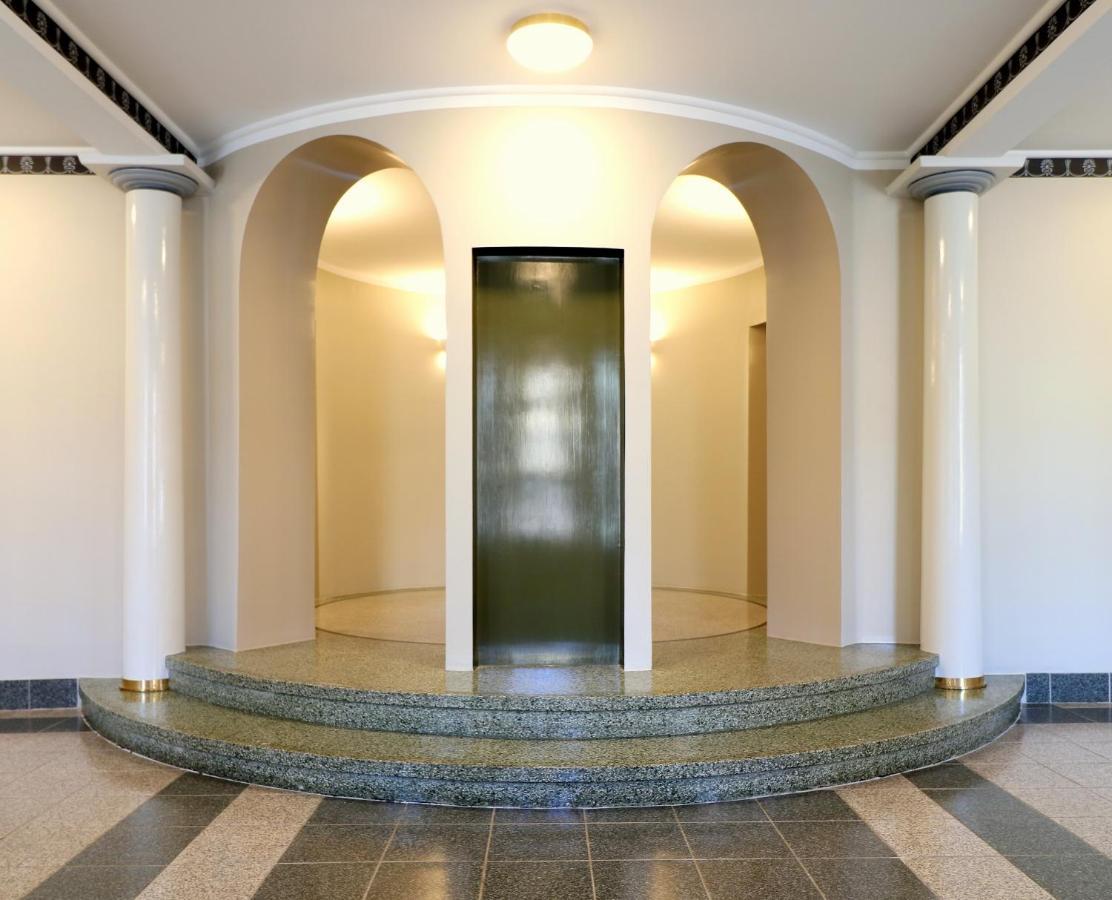 Forenom Serviced Apartments Helsinki Toeoeloe Bagian luar foto