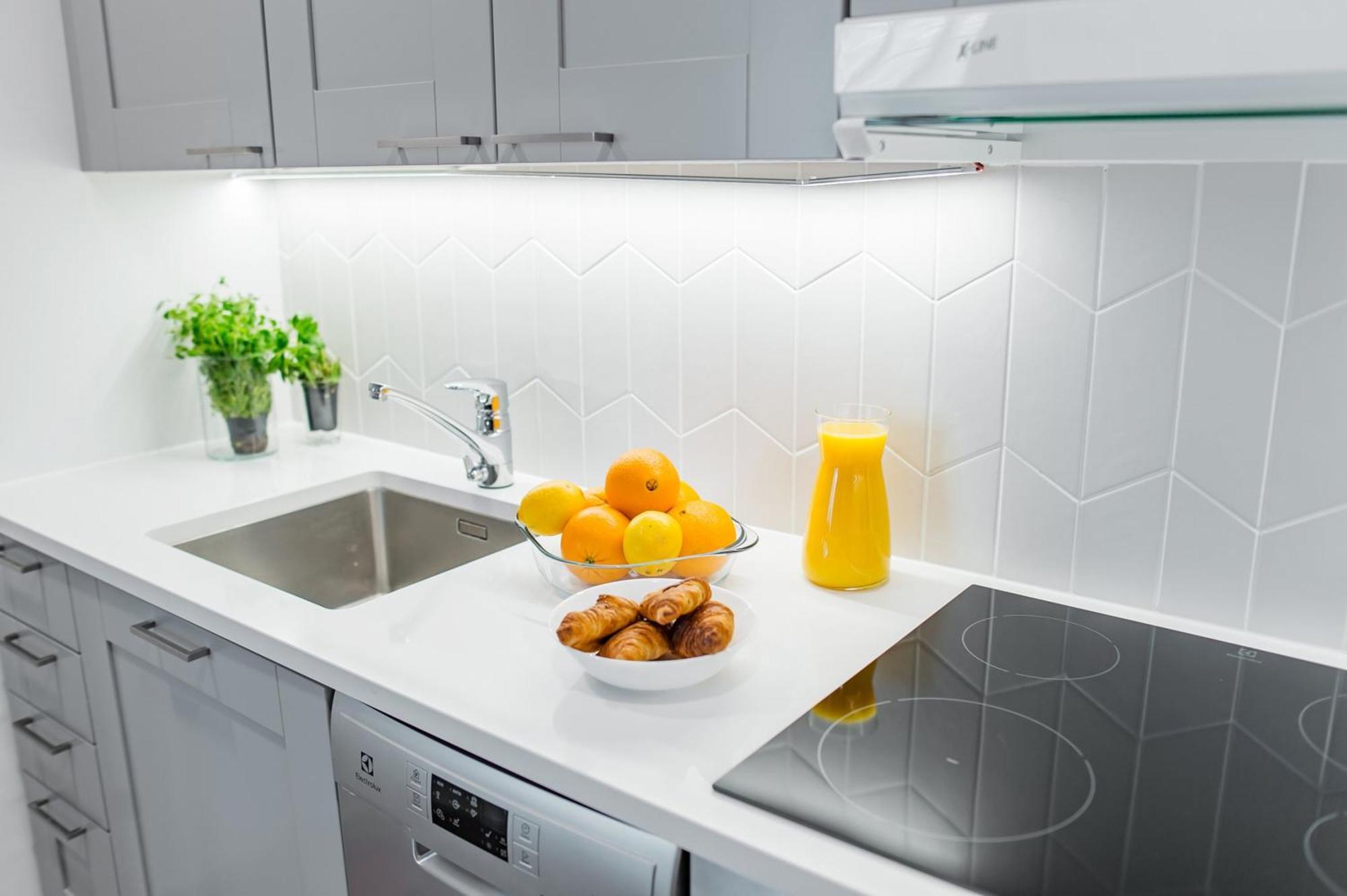 Forenom Serviced Apartments Helsinki Toeoeloe Bagian luar foto